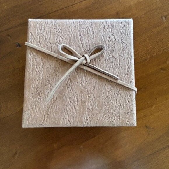 Bulova Ladies Watch 96T63 - Picture 10 of 10